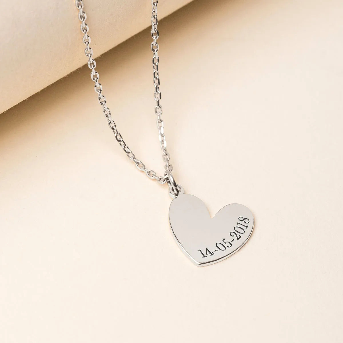 Collier médaille Coeur à personnaliser - Acier