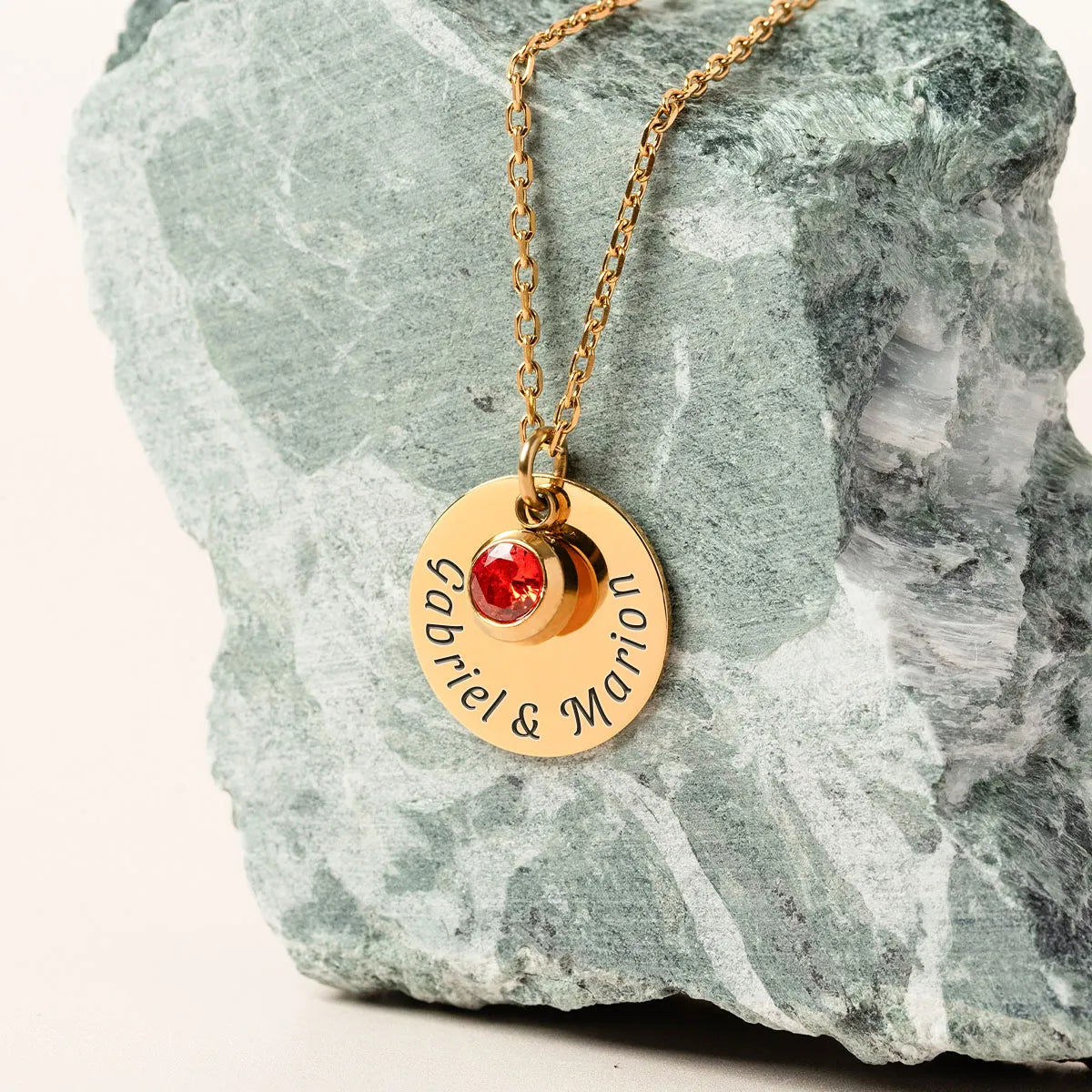Collier médaille et pierre de naissance à personnaliser - Doré
