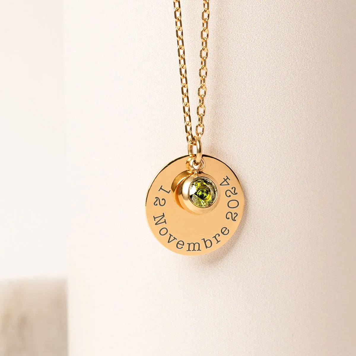 Collier médaille et pierre de naissance à personnaliser - Doré