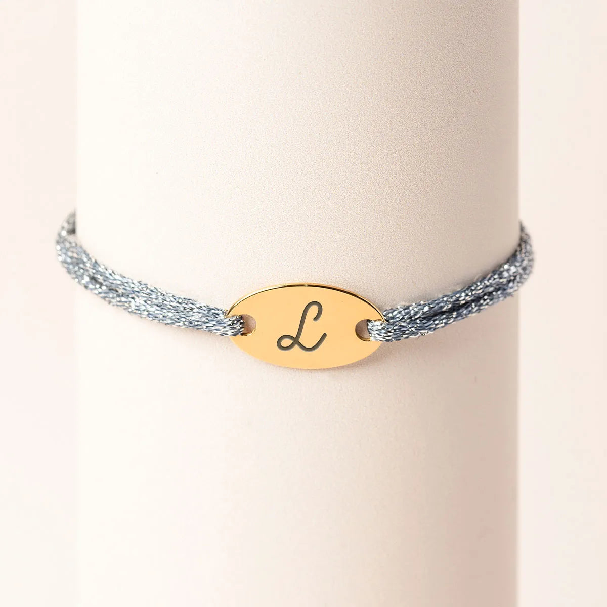 Bracelet femme cordon scintillant médaille ovale à personnaliser - Doré