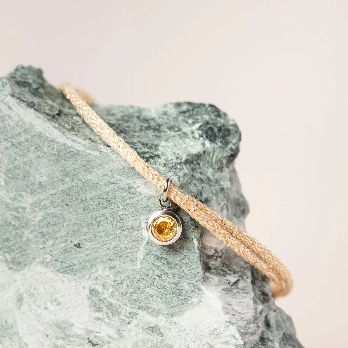 Bracelet femme cordon scintillant avec pierre de naissance - Acier