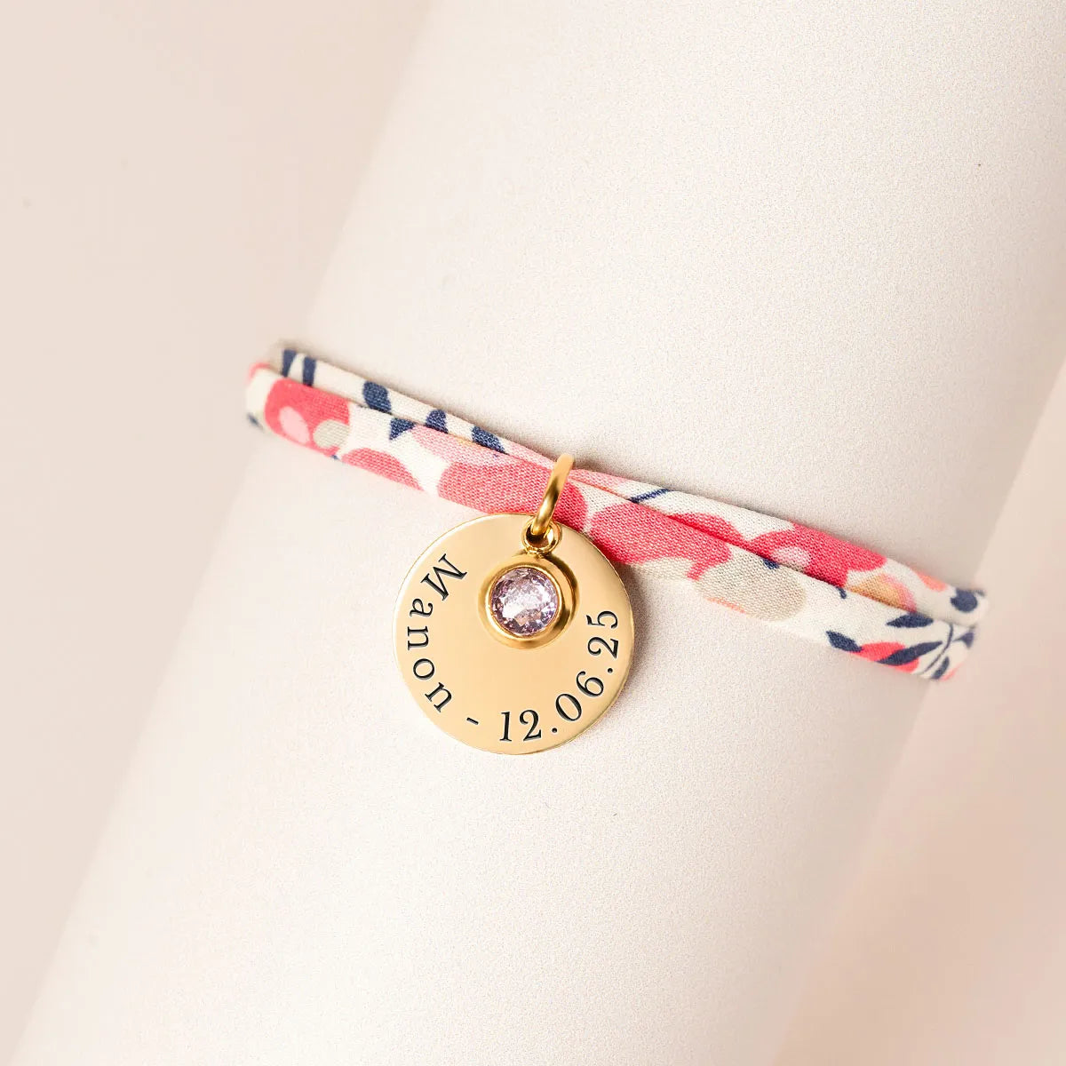 Bracelet Liberty médaille et pierre de naissance à personnaliser - Doré